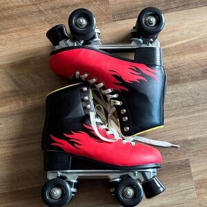 Cosmic Skates Flame Rollers Size 6 Women’s